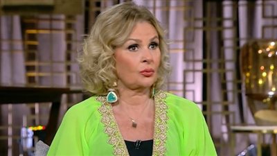 «عاوزة الناس تضحك بشكل مختلف».. تصريحات يسرا في مساء Dmc