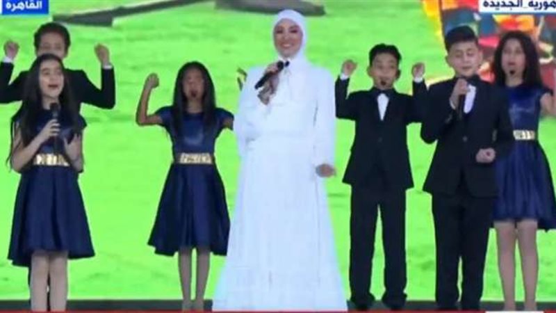 هلا رشدي في احتفالية