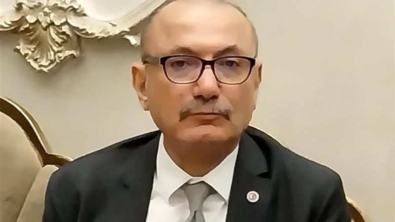 القائم بأعمال سفير