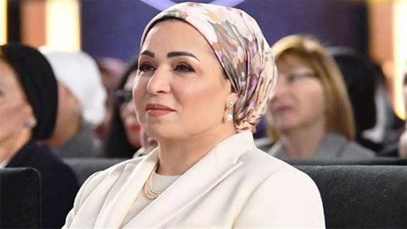 انتصار السيسي تشيد