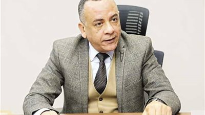 الأمين العام للمجلس الأعلى للآثار: فيلم كليوباترا يعد تزييفًا للتاريخ المصري