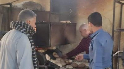 محافظ أسيوط يؤكد استمرار الحملات التموينية على المخابز والأسواق 
