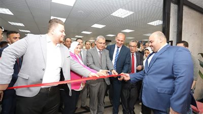 جامعة الزقازيق تفتتح القاعات التعليمية لبرامج الساعات المعتمدة بكلية التجارة 