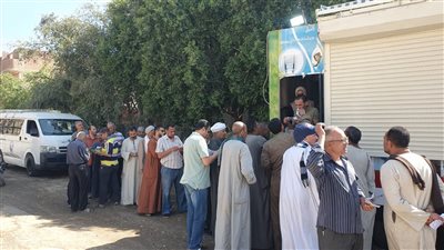 مياه أسيوط تواصل تقديم الخدمات لمواطني قرية درنكة