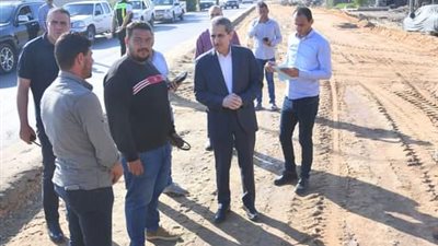 محافظ الغربية يتفقد كورنيش المحلة ومشروعات الرصف بسمنود 