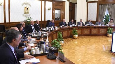 رئيس الوزراء يترأس اجتماع وحدة حل مشكلات المستثمرين