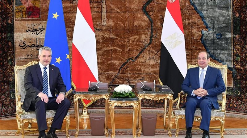 الرئيس السيسي يستقبل
