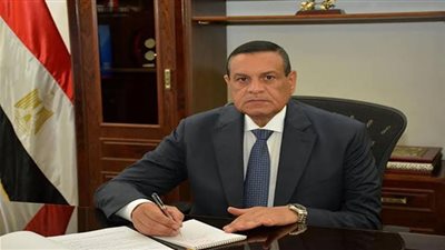 وزير التنمية المحلية يتابع تطبيق تعريفة الركوب الجديدة بالمحافظات 