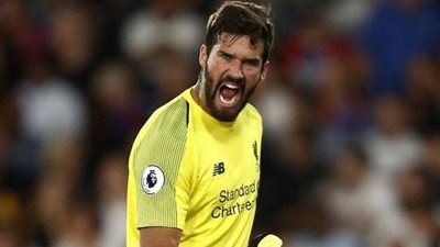 أليسون بيكر يصل لـ100 مباراة بشباك نظيفة في مسيرته مع ليفربول 