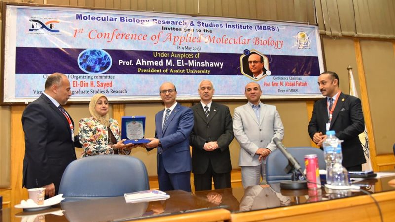 انطلاق المؤتمر الأول