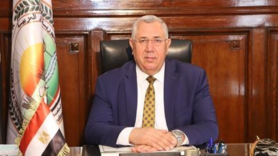 وزير الزراعة يعلن الإفراج عن أكبر كمية للأعلاف دفعة واحدة 