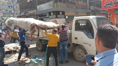 حملات مكبرة لرفع الإشغالات المخالفة بالبحيرة