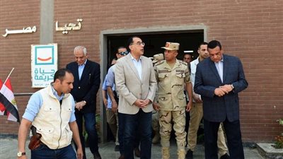 رئيس الوزراء يشهد تطورات مشروعات حياة كريمة بقرية الودي بالجيزة