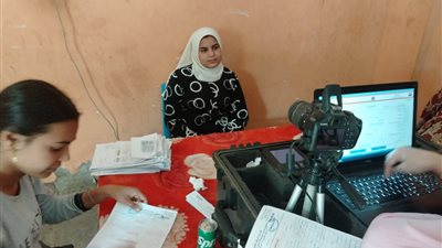 المجلس القومي للمرأة بأسيوط يقوم باستخراج 87  بطاقة رقم قومى