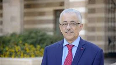 من وزارة التربية والتعليم إلى الجامعة الأمريكية.. مسيرة طارق شوقي