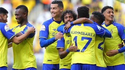 رونالدو يقود النصر لفوز ثمين على الشباب ويشعل المنافسة على لقب الدوري