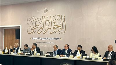 عضو إدارة جمعية المصدرين المصريين يطالب الحوار الوطني باستراتيجية متكاملة