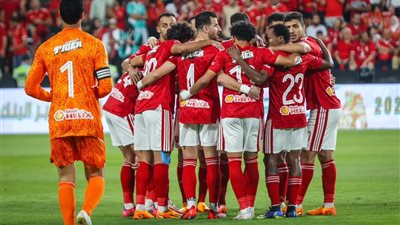 البنا يقود لقاء الأهلي وطلائع الجيش تحكيميًا ببطولة الدوري