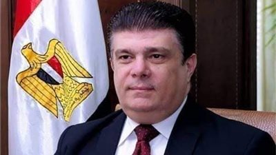 حسين زين للإعلاميين فى عيدهم التاسع والثمانين: نمتلك كوادر إعلامية متميزة
