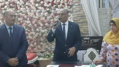 وكيل تعليم المنيا يشهد فاعليات تدريب 40 معلما على مهارات القراءة باستخدام  «تارل»