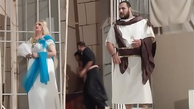 انطلاق أولى فعاليات العرض المسرحي انسواهير وسترات بقصر ثقافة الغنايم بأسيوط 