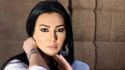 ميرهان حسين تعتزل الفن نهائياً لهذا السبب