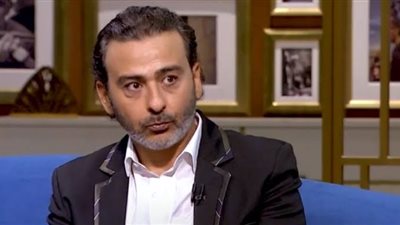 أحمد عزمي:«بحب فيلم قبلات مسروقة»