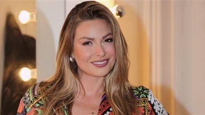 «لو عشقت امرأة هتزوجها».. باميلا الكيك تثير الجدل بتصريحاتها الجريئة