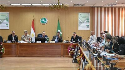 محافظ الشرقية يُوجه بتقديم دعم من جهاز تنمية المشروعات الصغيرة للمواطنين