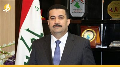 رئيس وزراء العراق يزور مسجد الإمام الحسين