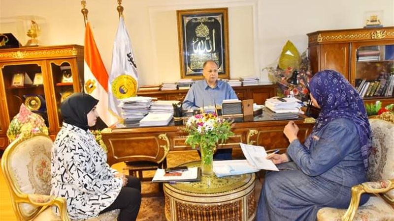 محافظ أسيوط