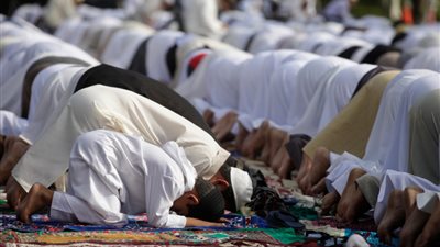 بعد ثبوت هلال ذي الحجة.. مواقيت صلاة عيد الأضحى في مصر لعام 2023