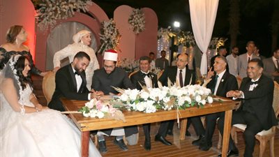 ألف مبروك للعروسين.. خالد وميرال