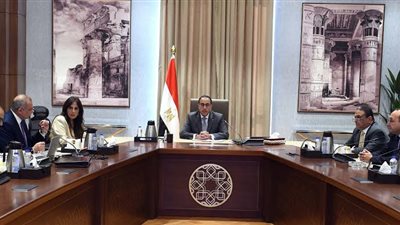مجلس الوزراء يصدر 6 قرارات تشمل تخصيص أراضٍ وإعفاء ضرائب وتمديد مشروعات