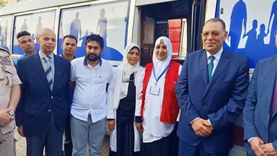 محافظ الشرقية يتابع فعاليات المبادرة الرئاسية 100 يوم صحة بالمساجد والتجمعات