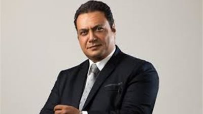 «مسلسل علاقة مشروعة خدعة».. أبرز تصريحات مراد مكرم