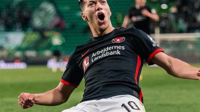 أمام عاشور لاعب ميتلاند
