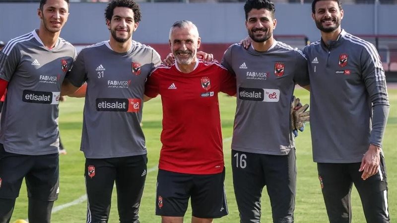 حراس مرمي النادي