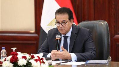 في ثاني أسبوع لها.. عبدالغفار يتفقد أداء حملة 100 يوم صحة بالفيوم