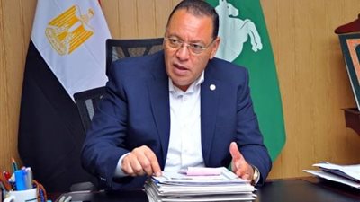 إحباط محاولة تهريب 4400 علبة سجائر وتغلق 15 مخبزًا مخالفًا بالشرقية