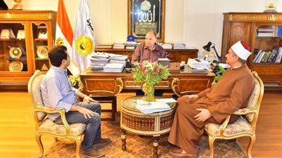 محافظ أسيوط يستعرض خطة منطقة الوعظ بالأزهر الشريف 