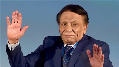غدًا.. شاهد تعرض فيلم وثائقي للزعيم عادل إمام لأول مرة