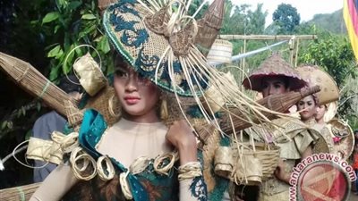 انطلاق مهرجان Botuang للفنون وثقافة الخيزران بإندونيسيا 