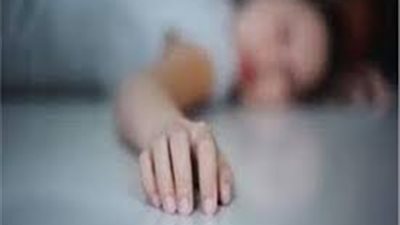 بسبب سرعة القيادة.. مصرع طفلة وإصابة والدتها دهسًا بالسيارة في القليوبية