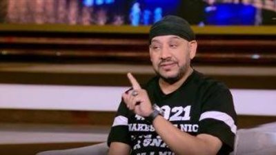 «فيه 100 ممثل ومطرب غنولي».. أبرز تصريحات عصام كاريكا