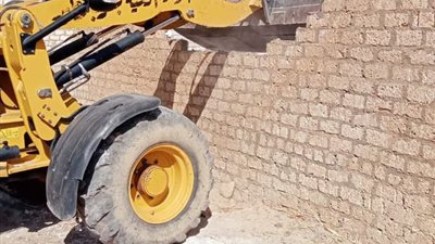 إزالة 11 حالة تعدي على أراضي أملاك دولة بمركز الفتح بأسيوط 