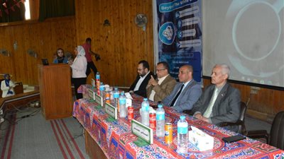 جامعة أسيوط تنظم المؤتمر الطلابي الأول لكلية الطب