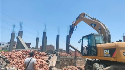 محافظ أسيوط يعلن استرداد 260 فدانًا من أراضي الدولة والزراعية بالقوصية