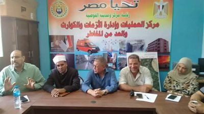 محافظ أسيوط يعلن دعمه الكامل لبرامج مواجهة الزيادة السكانية 