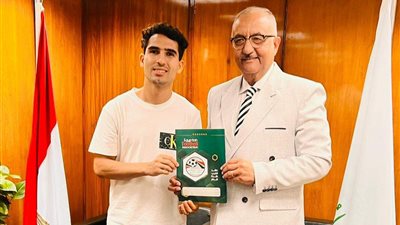 رسميا.. البنك الأهلي يعلن تعاقده مع أحمد مدبولي